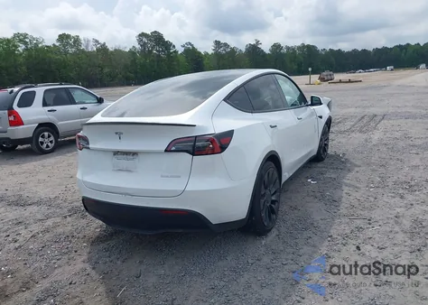 2022 Tesla Model Y Performance Dual Motor All-Wheel Drive z USA, uszkodzony, nr VIN 7SAYGDEF5NF373078
